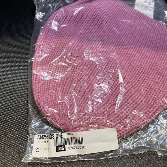 Coach Knit Rexy Hat - Picture 3 of 7